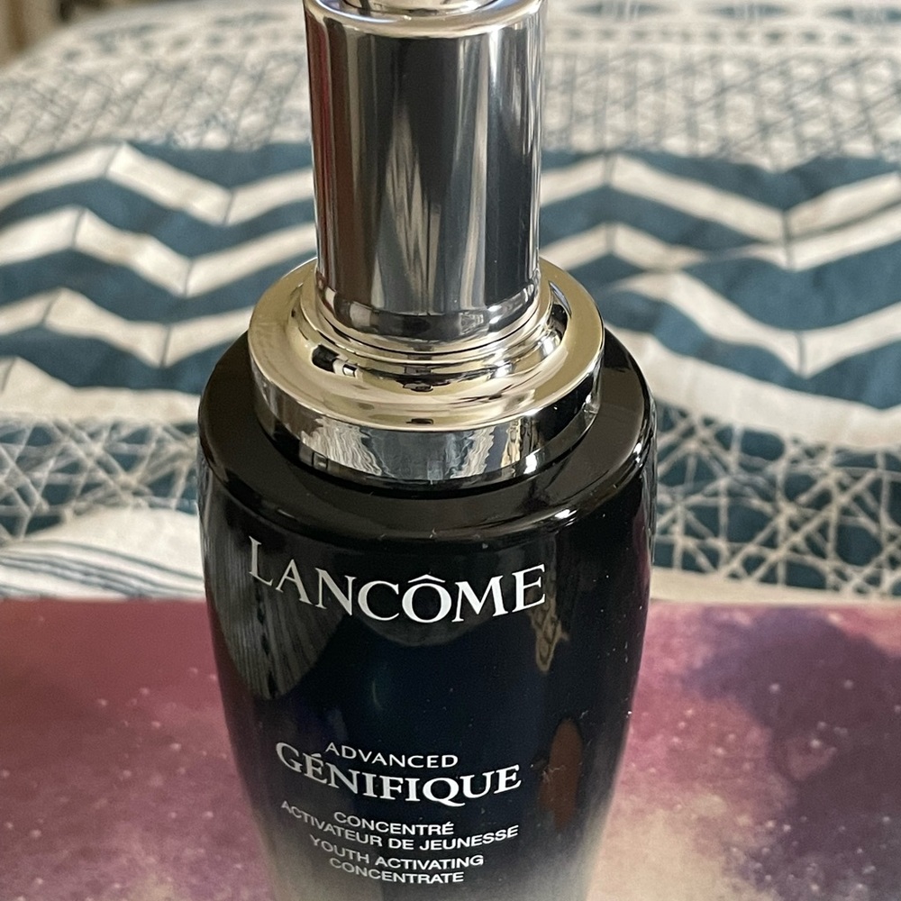 New Lancôme Advanced Génifique youth activating concentrate. Size 3.88 Oz.